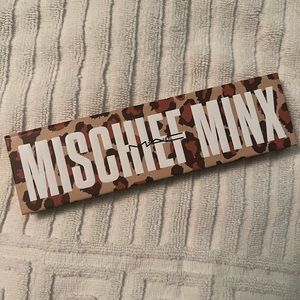 MAC cosmetics- Mischief Minx eyeshadow Palette